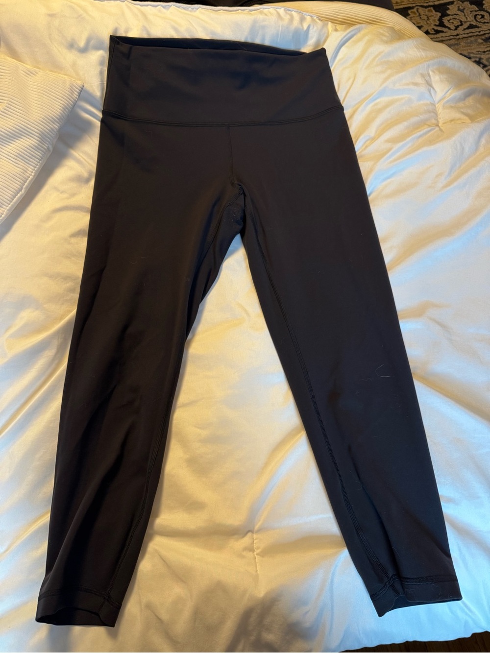 Lululemon athletica size 10 Wunder Train High Rise Cropped 23”